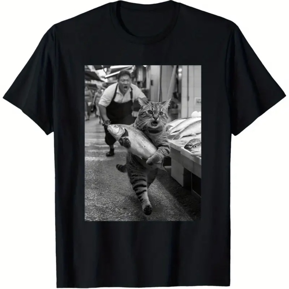 Black Cat Graphic T-Shirt